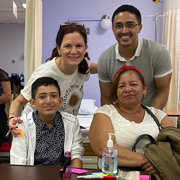 Dr. Lentz Mission Work in Honduras 04