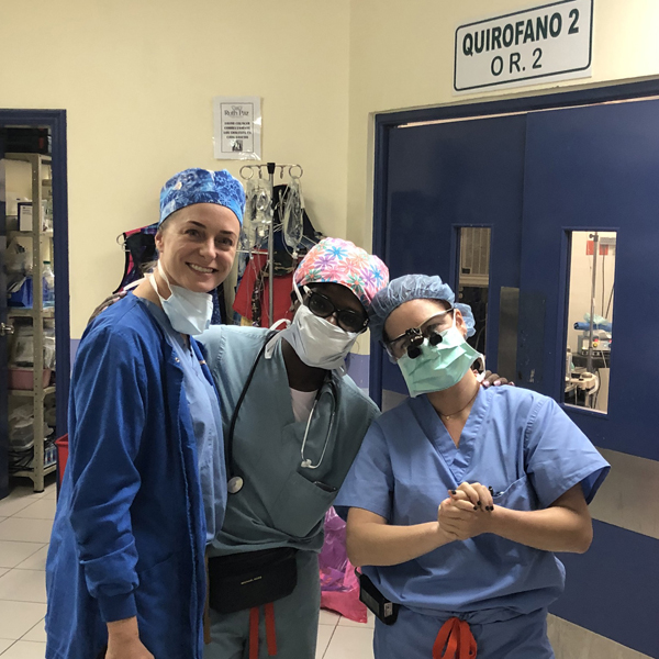 Dr. Lentz Mission Work in Honduras 30